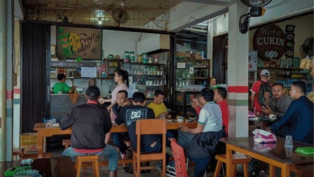 Kelebihan Warkop