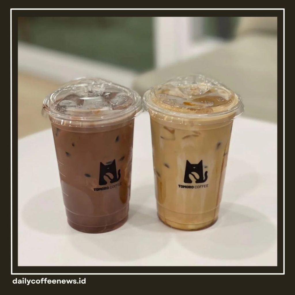 Tomoro vs Kopi Kenangan