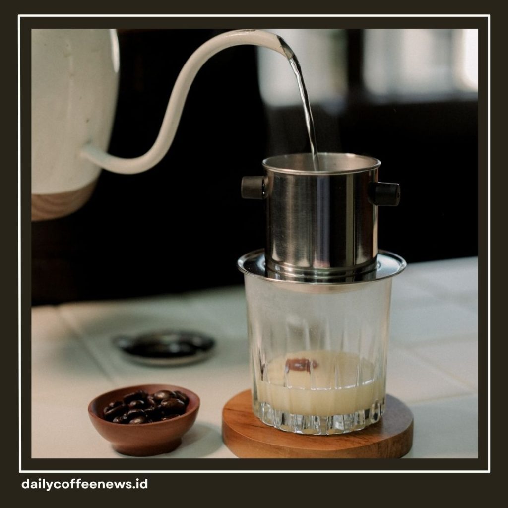 Teknik Kopi Vietnam Drip